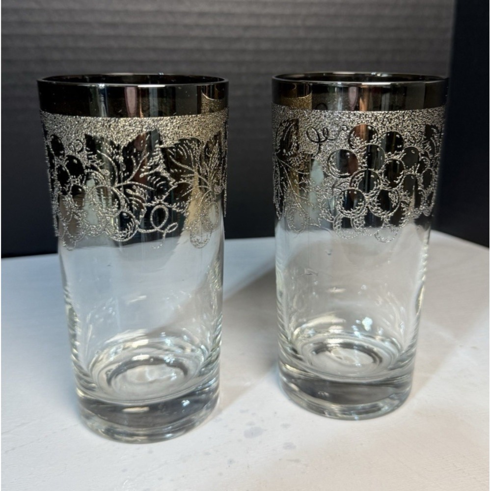 VINTAGE Dorothy Thorpe Silver Fade Grape Vine Highball Glasses Set of 2 MINT